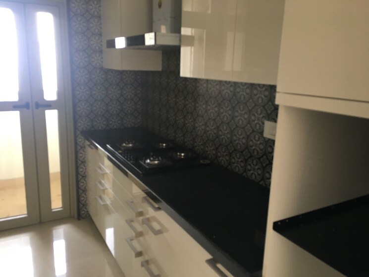 Kitchen, lodha-venezia 4 Bedroom 1685 Sq.Ft. Apartment In Parel Mumbai 9592544