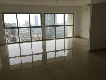 Room in 4 BHK Apartment at Lodha Venezia, Parel – for Sale