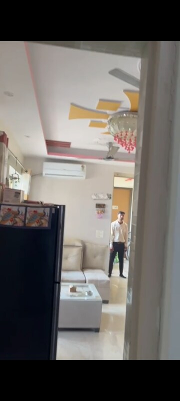 Master Bedroom in 2.5 BHK Apartment at Anthem French Apartment, Sector 16b Greater Noida – for Rent