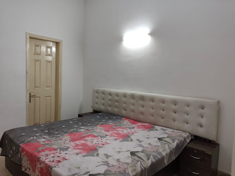 Bedroom, paramount-golfforeste-villas 5 Bedroom 3008 Sq.Ft. Villa In Zeta I Greater Noida Greater Noida 9592697