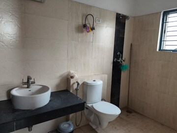 Bathroom in 5 BHK Villa at Paramount Golfforeste Villas, Zeta I Greater Noida – for Rent