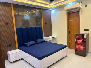 Bedroom in 5 BHK Villa at Paramount Golfforeste Villas, Zeta I Greater Noida – for Rent