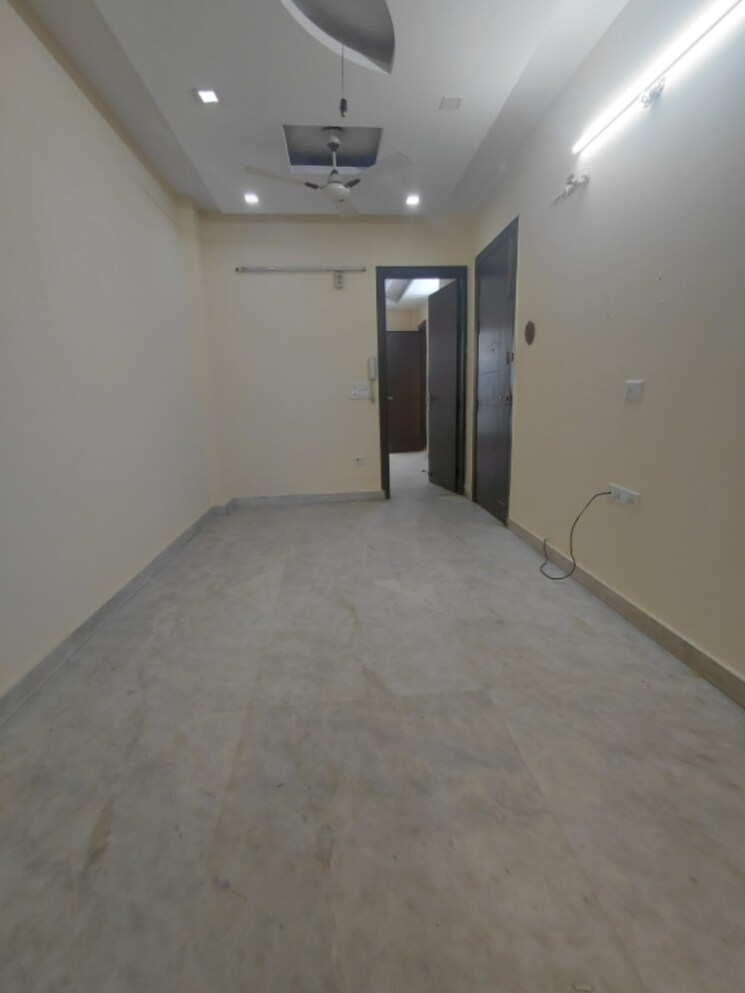 Room, janakpuri 2 Bedroom 800 Sq.Ft. Builder Floor In Janakpuri Delhi 9592696