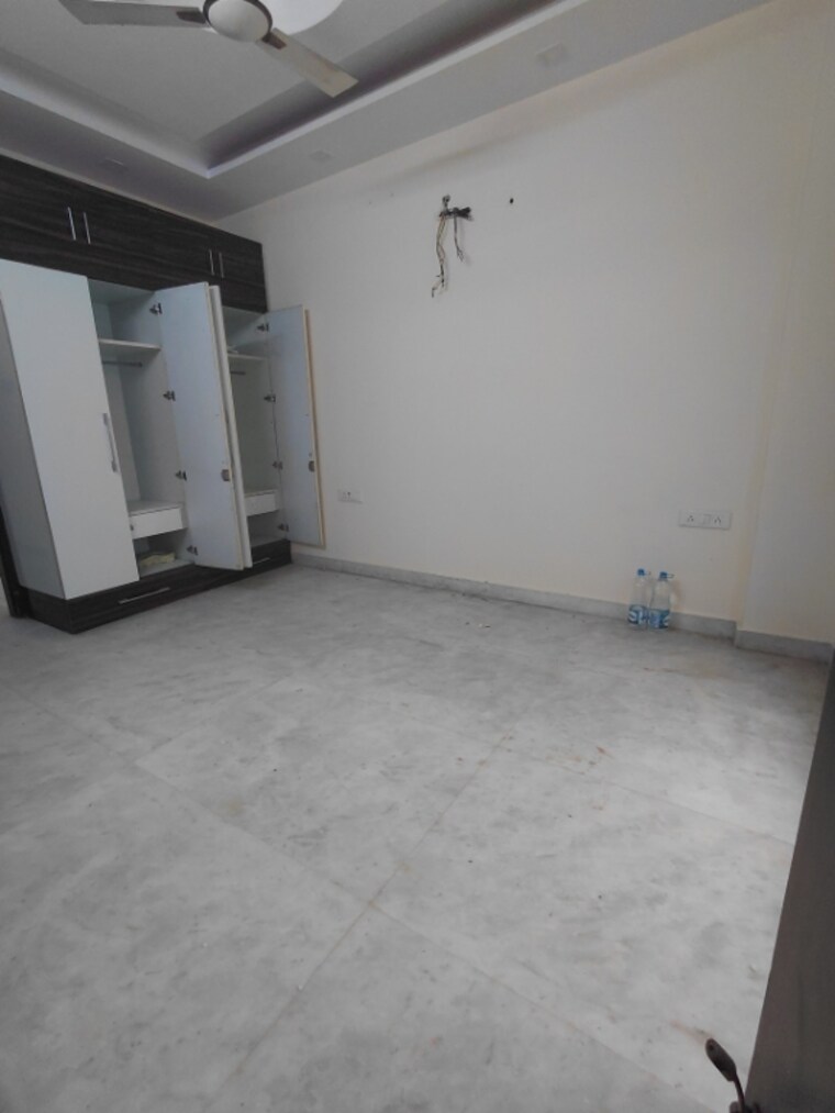 Room, janakpuri 2 Bedroom 800 Sq.Ft. Builder Floor In Janakpuri Delhi 9592696