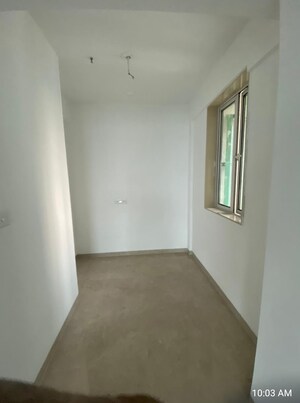 Room in 3.5 BHK Apartment at Aurum Q Islands, Ghansoli – for Sale