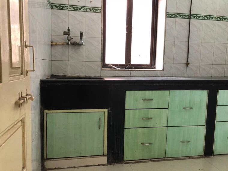 Kitchen, vashi sector 15 3 Bedroom 960 Sq.Ft. Apartment In Vashi Sector 15 Navi Mumbai 9592677