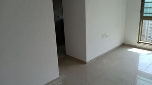 Room in 1 BHK Apartment at Sheth Vasant Oasis, Andheri East – for Rent