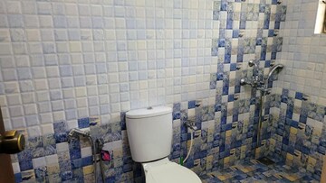 Bathroom in 3 BHK Villa at Porvorim – for Rent