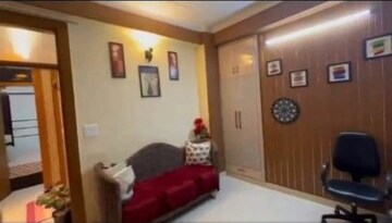Living Room in 3 BHK Builder Floor at Defence Enclave Noida, Sector 44 – for Sale