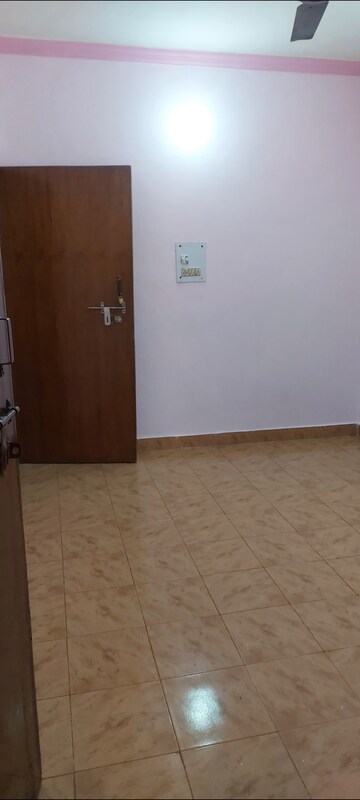 Room in 1 BHK Apartment at Aadharshila Apartment, Sarita Vihar – for Rent