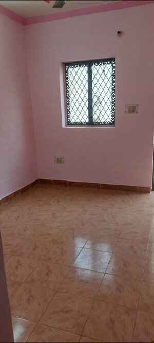 Room in 1 BHK Apartment at Aadharshila Apartment, Sarita Vihar – for Rent