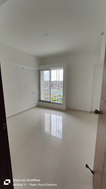 Room in 3 BHK Apartment at Akshay Yash Grecia, Dhanori – for Rent