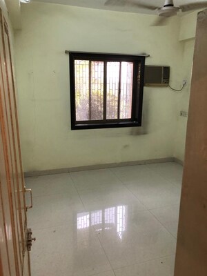 Room in 3 BHK Apartment at Vashi Sector 15 – for Sale