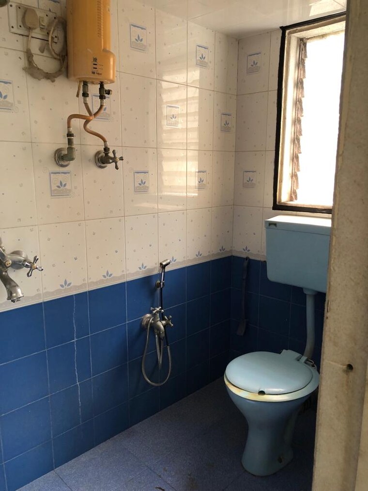 Bathroom, vashi sector 15 3 Bedroom 980 Sq.Ft. Apartment In Vashi Sector 15 Navi Mumbai 9592896