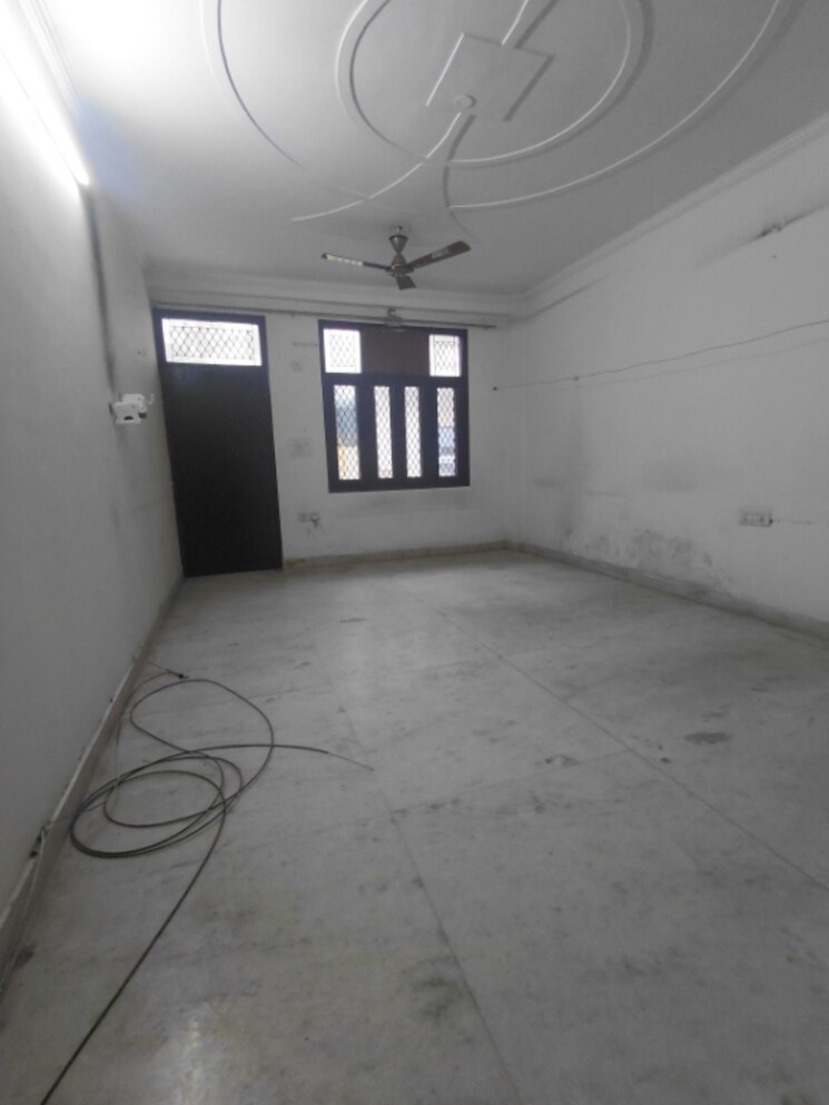 Bedroom, janakpuri 2 Bedroom 750 Sq.Ft. Apartment In Janakpuri Delhi 9593081