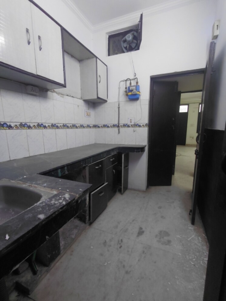 Kitchen, janakpuri 2 Bedroom 750 Sq.Ft. Apartment In Janakpuri Delhi 9593081