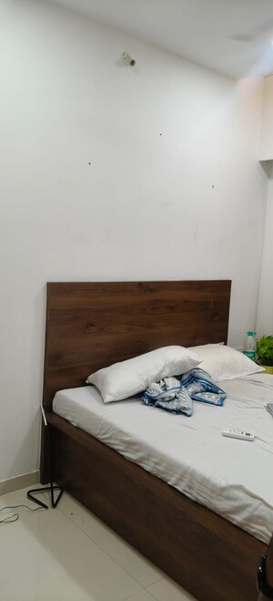 Bedroom in 2 BHK Apartment at Aristo 1515 Moneco, Prabhadevi – for Rent