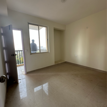 Room in 3 BHK Apartment at Sare Home, Sector 92 – for Sale