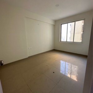 Room in 3 BHK Apartment at Sare Home, Sector 92 – for Sale