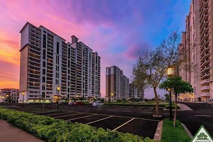 3.5 BHK Apartment For Sale in DLF New Town Heights Town Houses