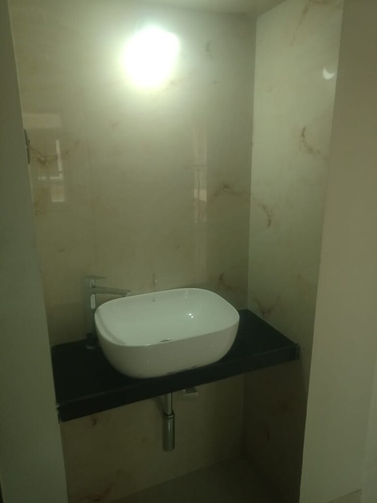 Bathroom, satellite-tower 3 Bedroom 1200 Sq.Ft. Apartment In Goregaon East Mumbai 9593264
