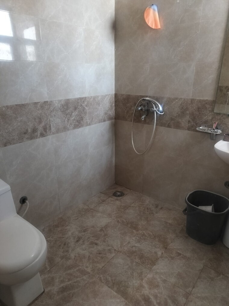 Bathroom, gaurs-siddhartham 2 Bedroom 945 Sq.Ft. Apartment In Siddharth Vihar Ghaziabad 9593225