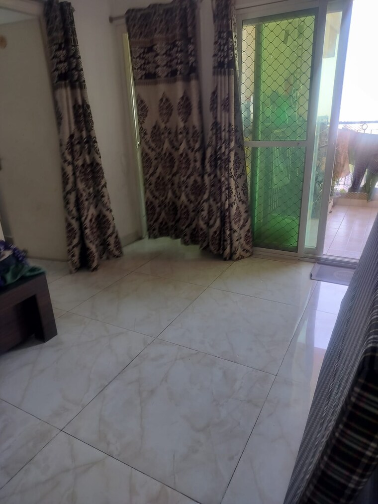 Balcony, gaurs-siddhartham 2 Bedroom 945 Sq.Ft. Apartment In Siddharth Vihar Ghaziabad 9593225