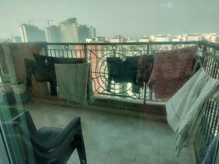 Balcony, gaurs-siddhartham 2 Bedroom 945 Sq.Ft. Apartment In Siddharth Vihar Ghaziabad 9593225