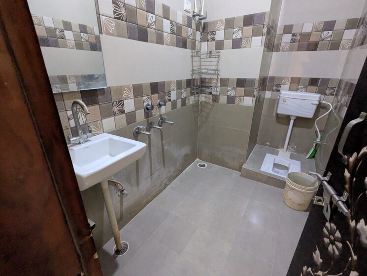 Master Bedroom, champa-estate 1 Bedroom 70 Sq.Mt. Independent House In Mu 1 Greater Noida Greater Noida 9593537