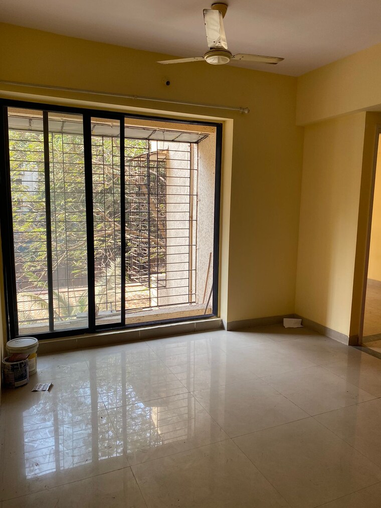 Room, kalwa 1 Bedroom 500 Sq.Ft. Apartment In Kalwa Thane 9593362