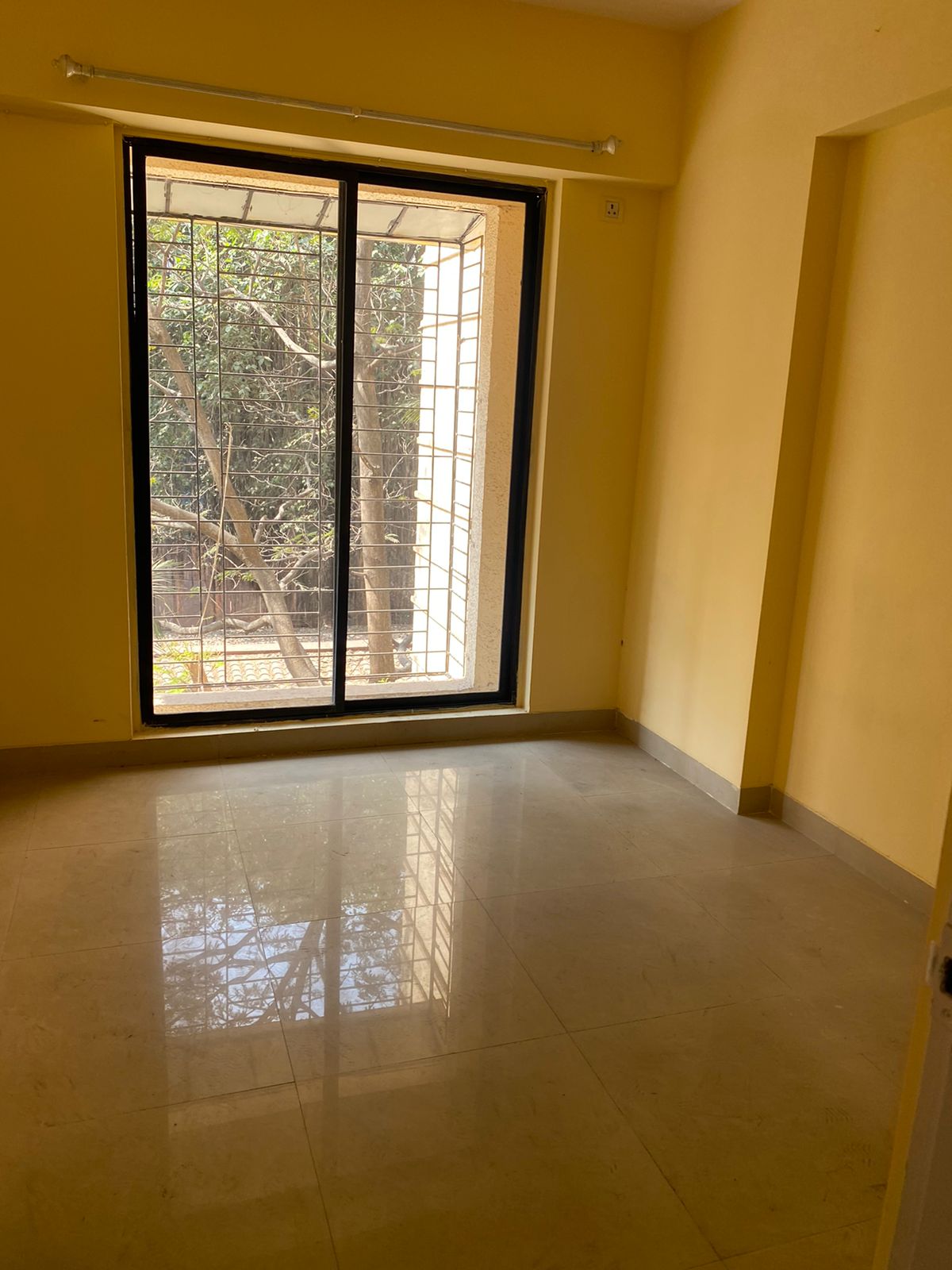 1 BHK + Study Room Apartment For Sale in Kharegav Kalwa West 