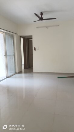 2 BHK Apartment For Sale in Adi Skyline Apartments