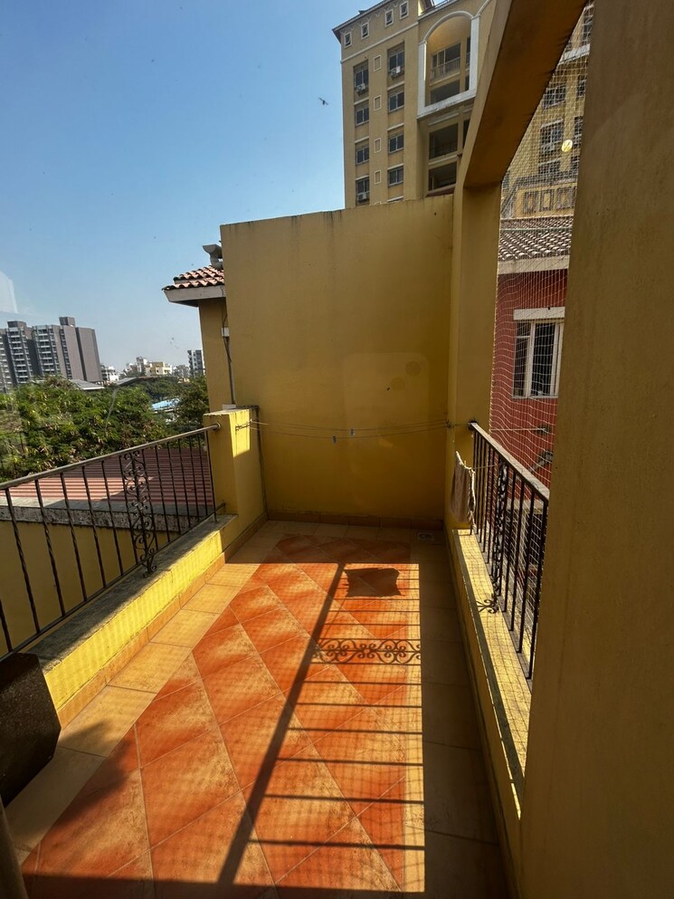 Balcony, atul-westernhills 3 Bedroom 1393 Sq.Ft. Apartment In Baner Pune 9593424