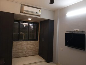 Room in 1 BHK Apartment at Kshitij CHS, Goregaon East – for Rent