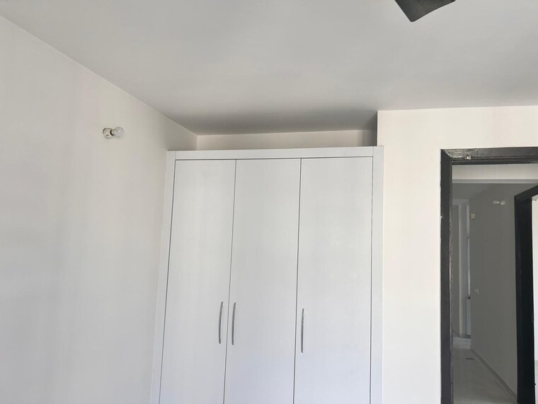 Room, motia-citi-royal-business-park 3 Bedroom 1460 Sq.Ft. Apartment In Ambala Highway Zirakpur 9593570