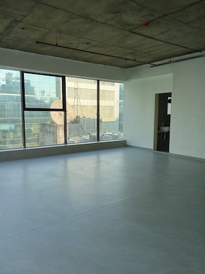  Office Space For Rent in Maxcap Centre, Andheri West