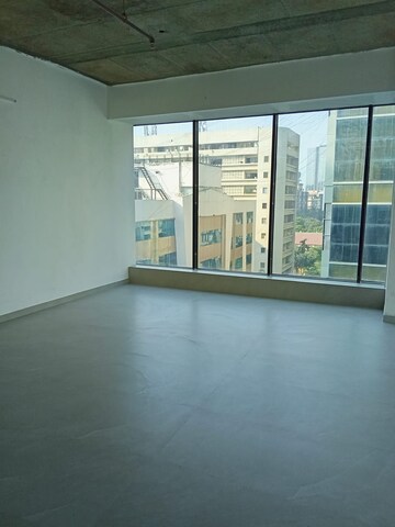 Room in  Office Space at Maxcap Centre, Andheri West – for Rent