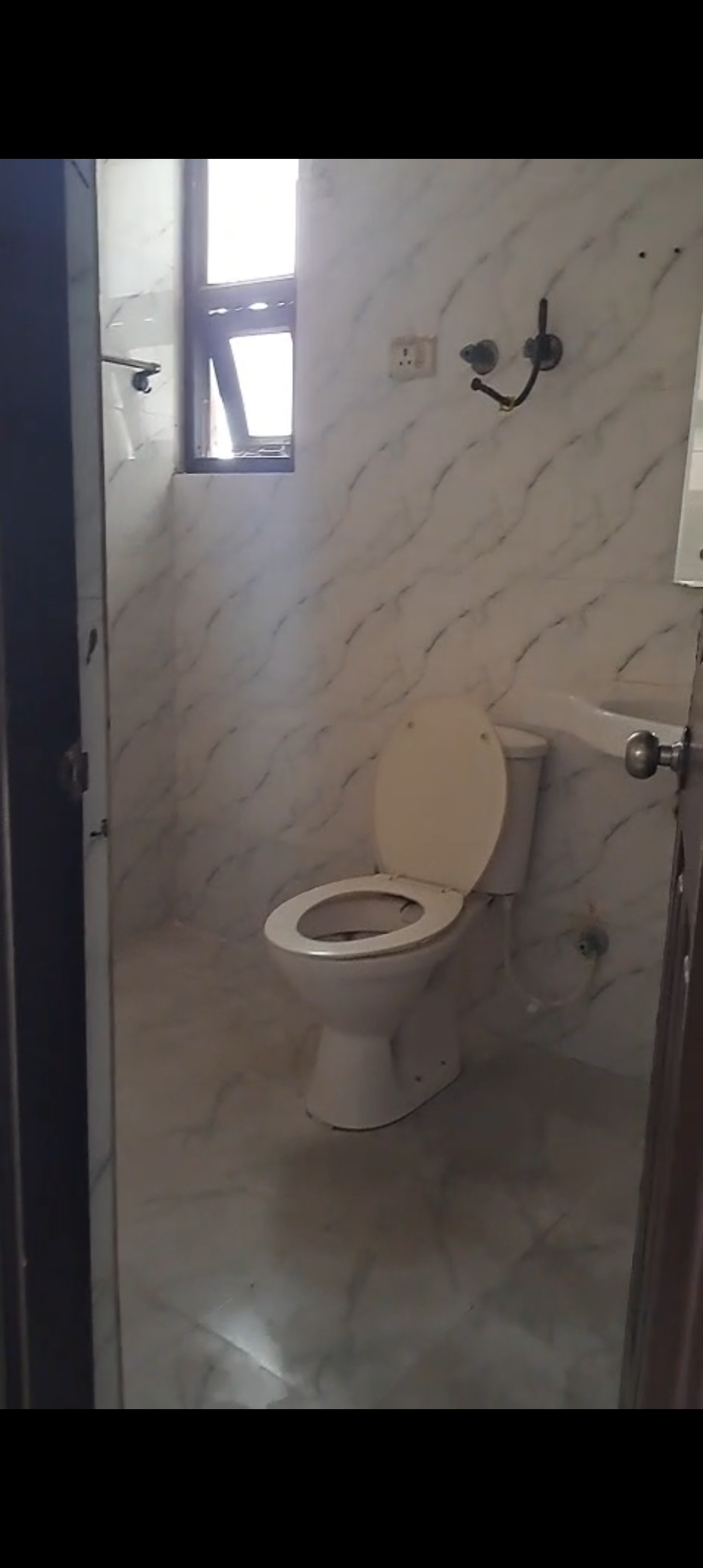 2 BHK 950 Sq.Ft. Apartment in Charms Castle