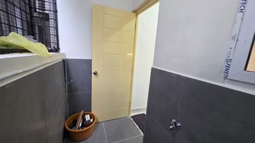 Bathroom in 3 BHK Apartment at Pai Layout – for Rent