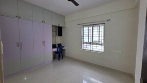 Room in 3 BHK Apartment at Pai Layout – for Rent