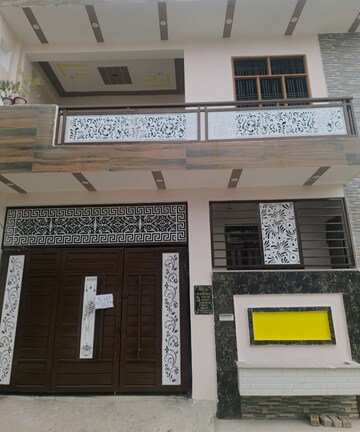 Room in  Pg at Gomti Nagar – for Rent