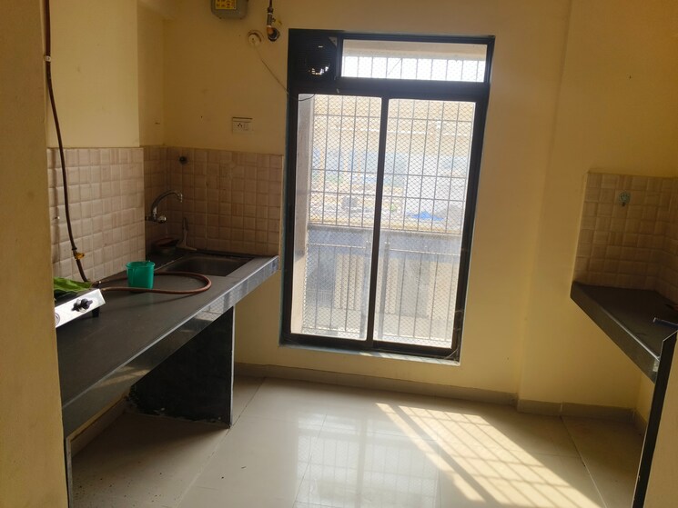 Room, squarefeet-imperial-square 1 Bedroom 420 Sq.Ft. Apartment In Ghodbunder Road Thane 9593653