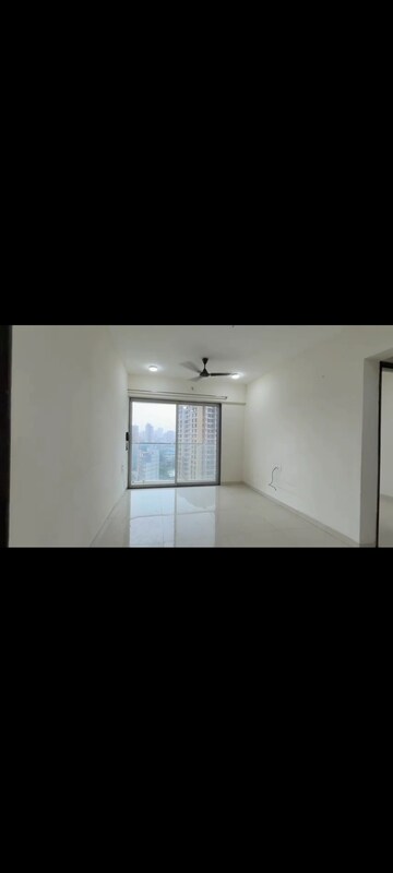 Room in 2 BHK Apartment at JVM Veda, Kasarvadavali – for Rent