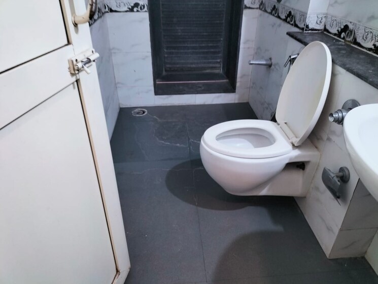 Bathroom, k-raheja-raheja-residency 1 Bedroom 465 Sq.Ft. Apartment In Malad East Mumbai 9593702