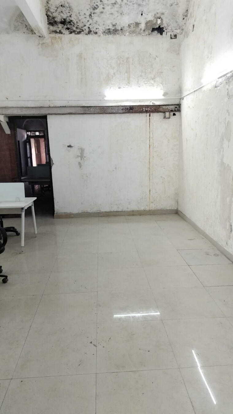 Bathroom, colaba Commercial Office Space 2500 Sq.Ft. In Colaba Mumbai 9593650