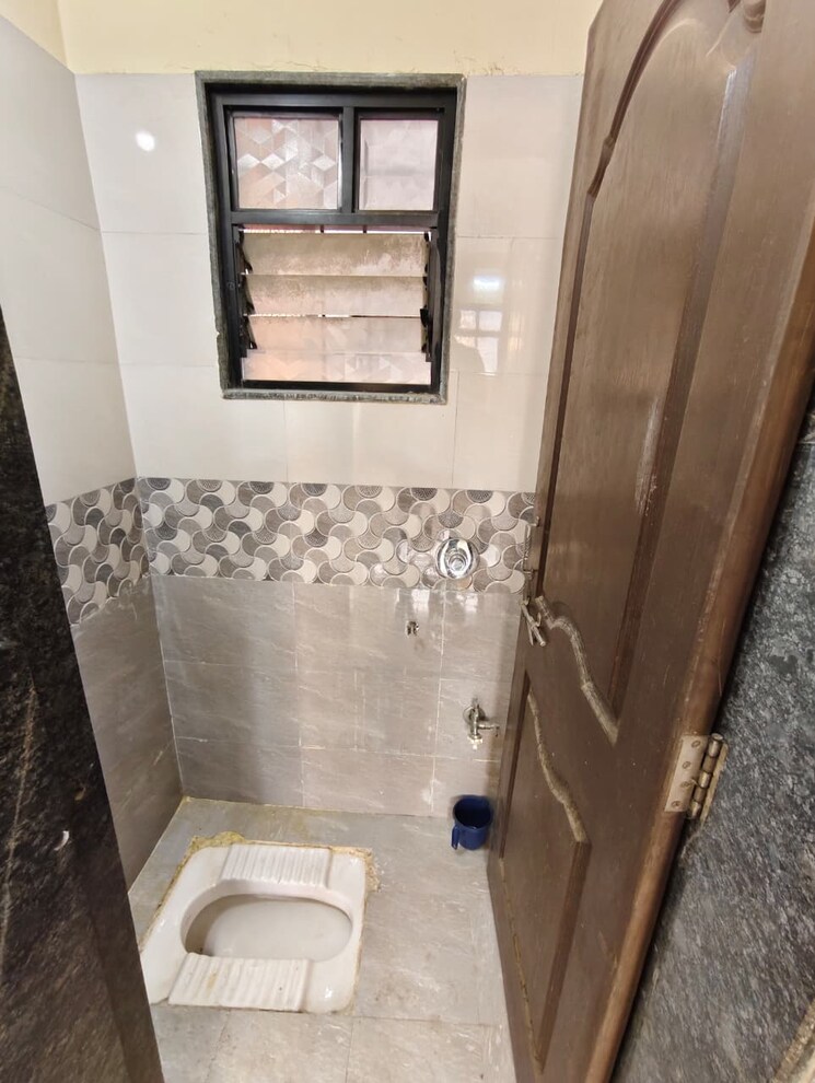 Bathroom, vaishnavi-complex-kharadi 1 Bedroom 650 Sq.Ft. Apartment In Kharadi Pune 9593697