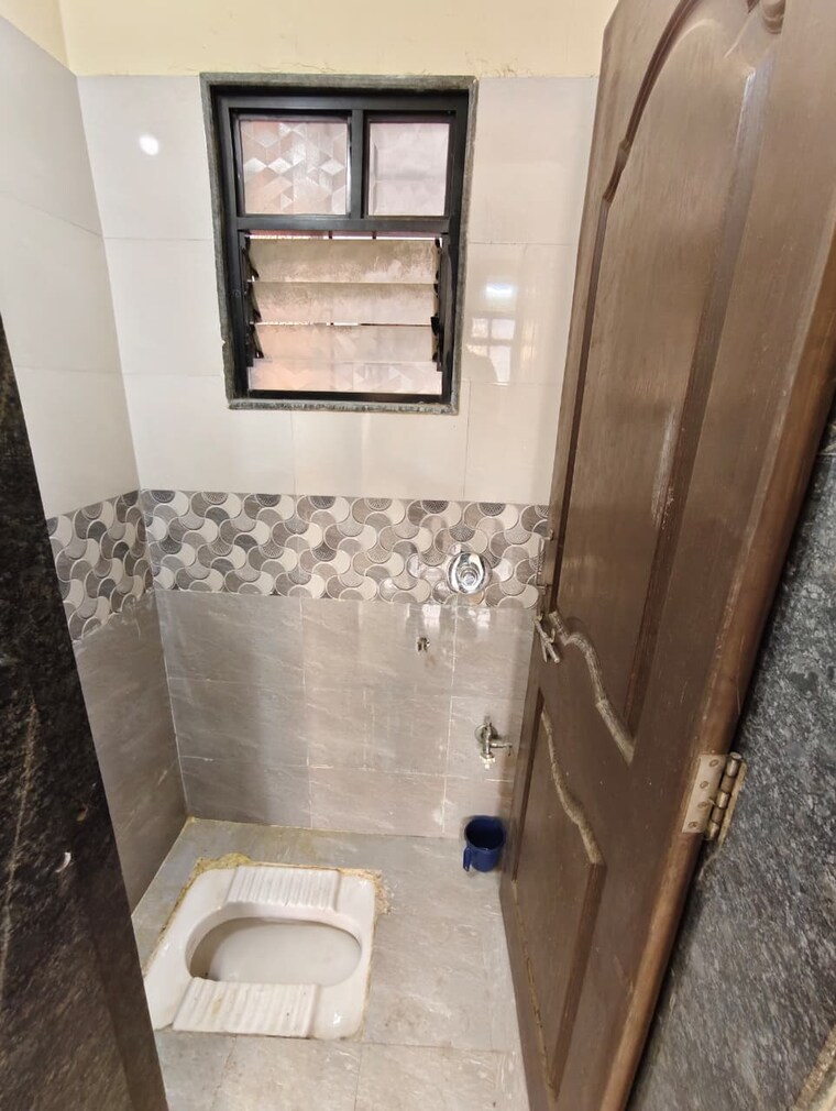 Bathroom, vaishnavi-complex-kharadi 1 Bedroom 650 Sq.Ft. Apartment In Kharadi Pune 9593697