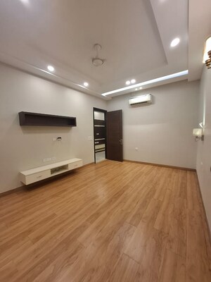 4 BHK Builder Floor For Sale in DLF Atria, Dlf Phase ii