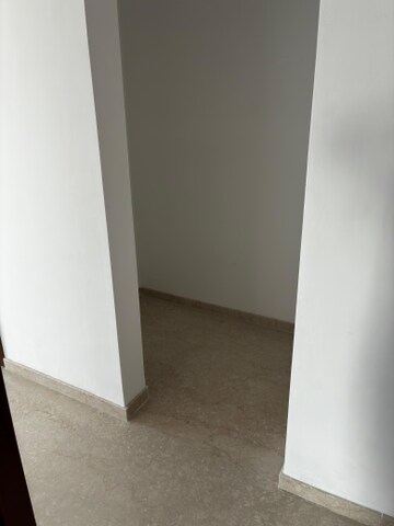 Room in 3 BHK Apartment at Indiabulls One Indiabulls, Pokhran Road No Two – for Rent