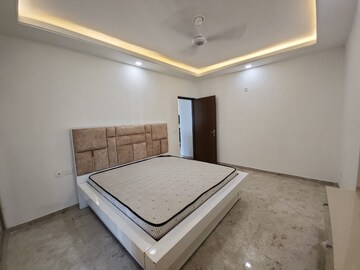 Bedroom in 2.5 BHK Builder Floor at Vihaan Floors, Roza Jalalpur – for Sale